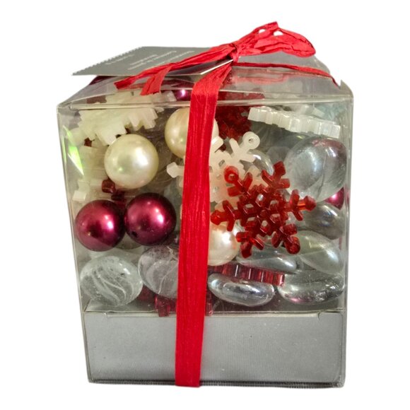 NEW! Pier 1 Imports Christmas Holiday Decorative Gem Mix Red & White Snowflakes - Picture 5 of 8